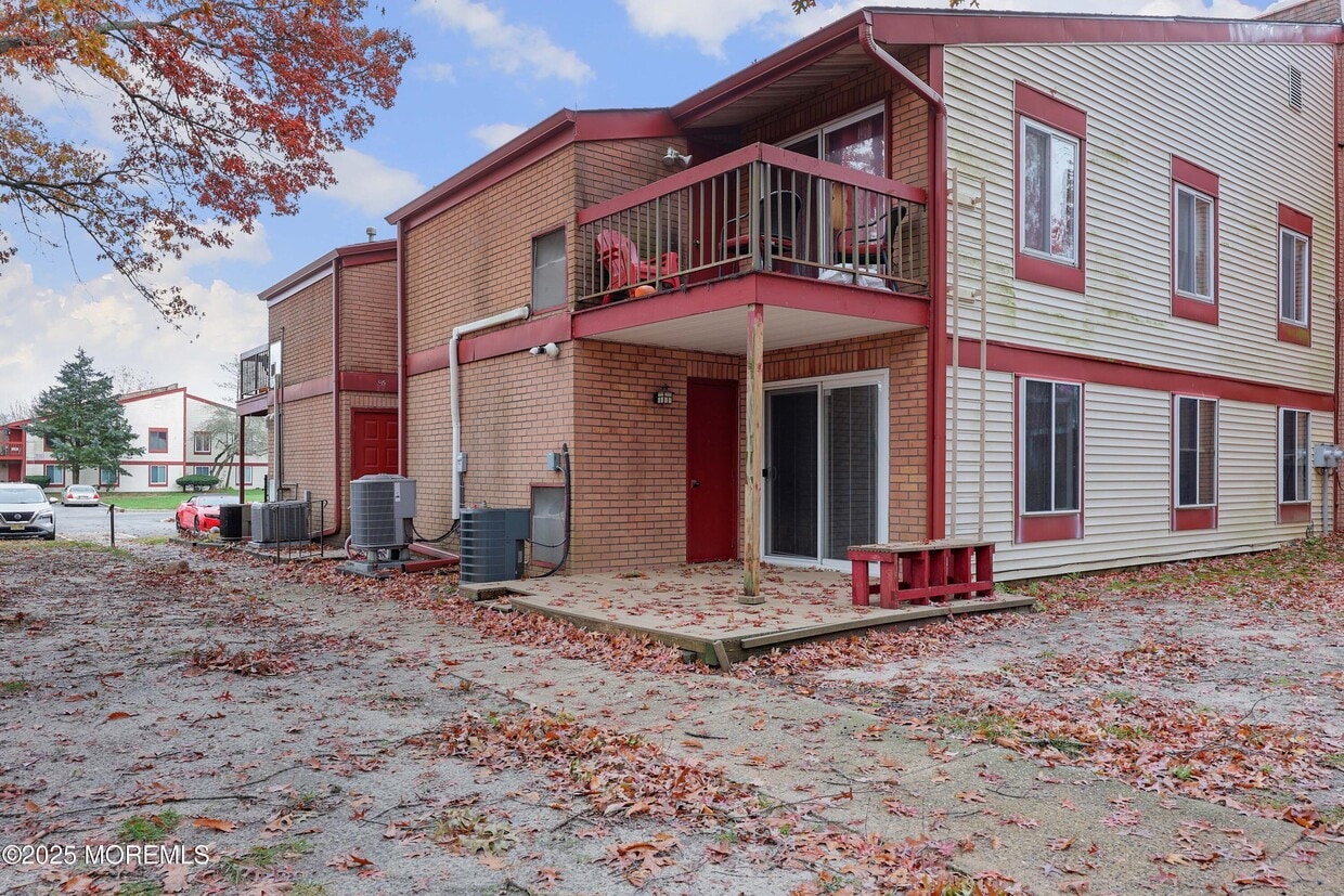 Foto principal - 89 Northrup Dr