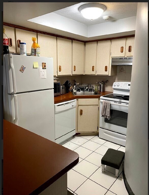 Foto del edificio - 49 Cottage St