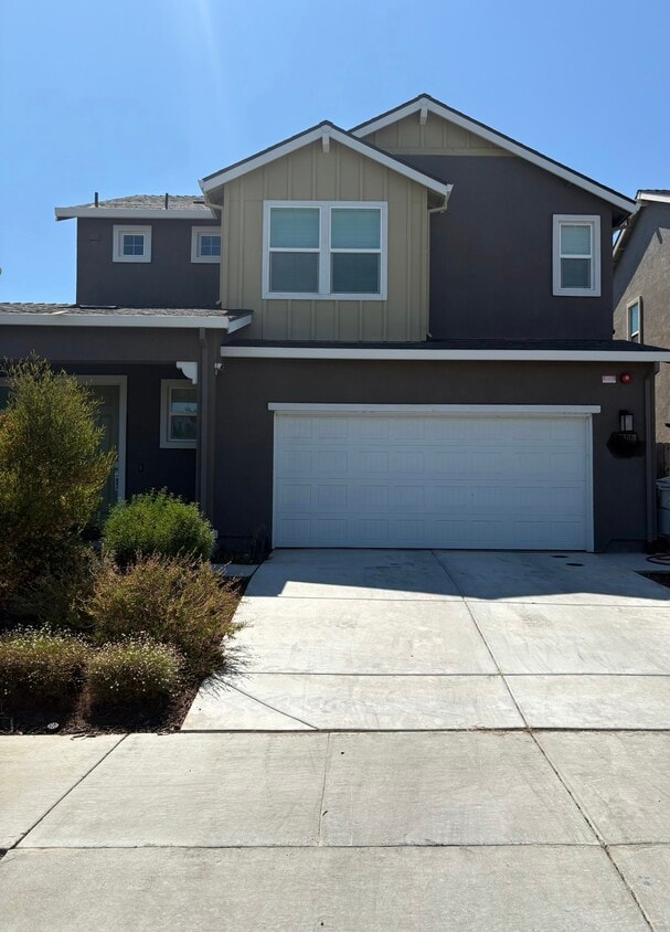 Primary Photo - 1501 Scotty Way