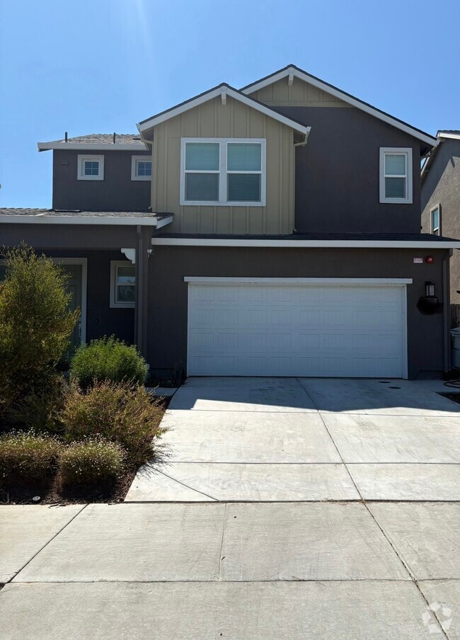 Building Photo - 1501 Scotty Way