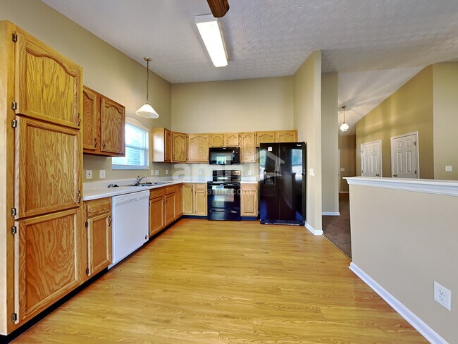 Foto del edificio - 1169 Poplar Hill Dr