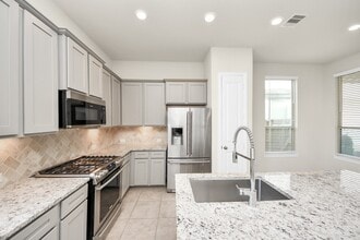 Building Photo - 1635 Ryon Falls Dr