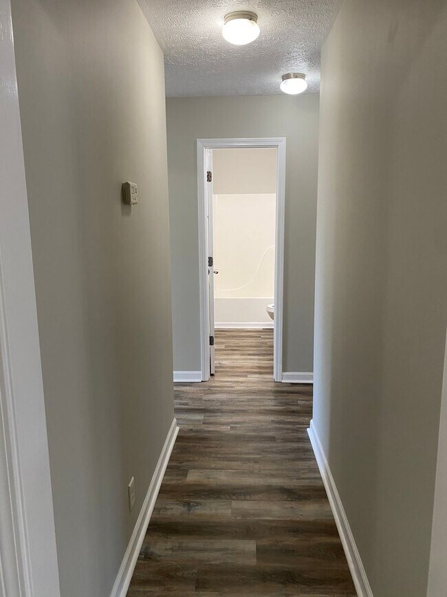 Building Photo - Charming 3 BR, 2 BA, 2 Car Garage | Fresh ...