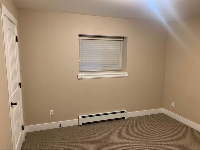 Photo du bâtiment - 7671-211B 211B Street