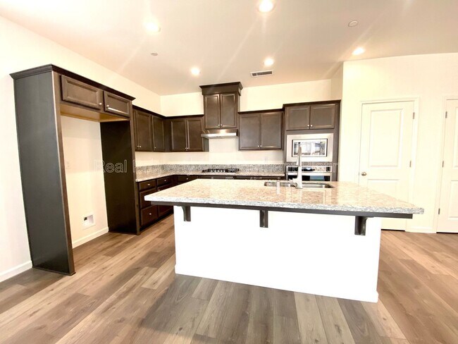 Foto del edificio - 4137 Beverly Ave