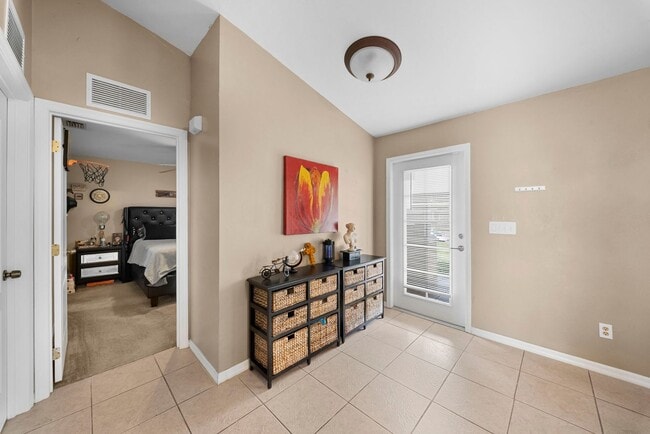 Foto del edificio - Beautiful 3 bedrooms 2 bathrooms single family home in Lehigh Acres