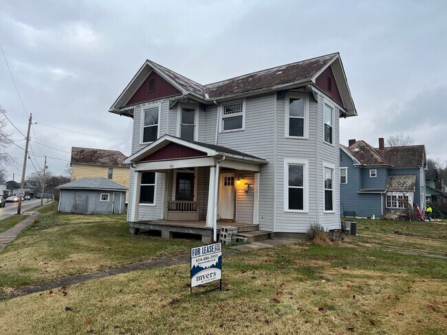 Foto del edificio - 642 Dryden Rd