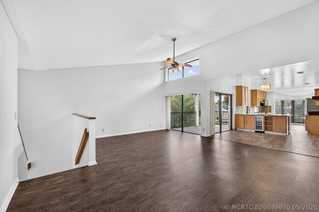 Foto del edificio - 17137 Waterbend Dr