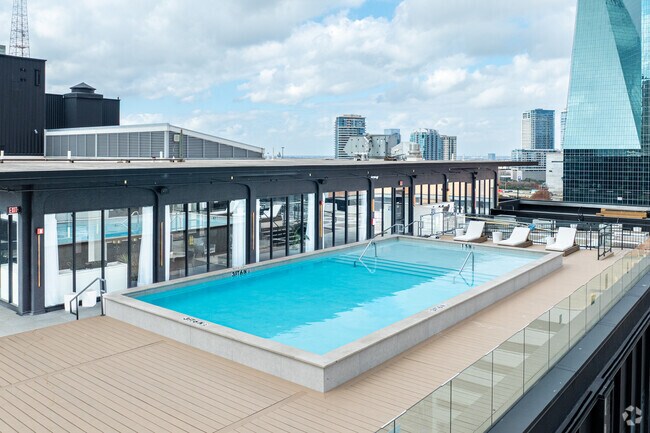 Piscina - Remi Downtown