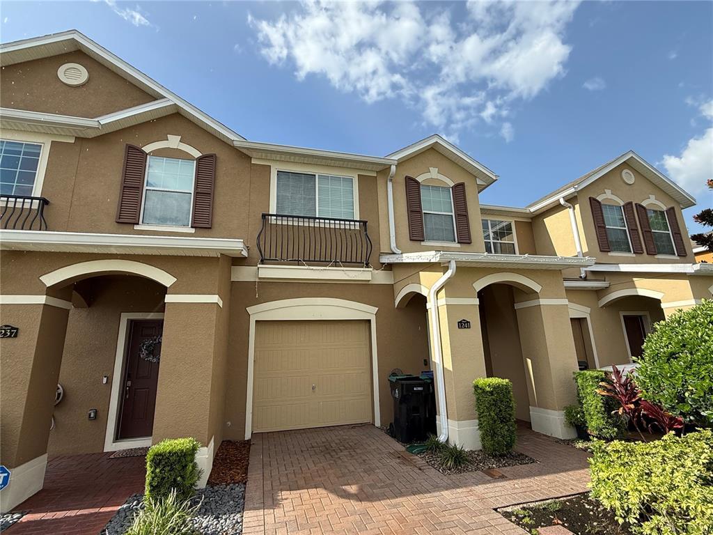 Foto principal - 1241 Honey Blossom Dr