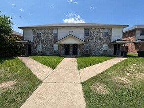 Building Photo - 1206 Industrial Blvd