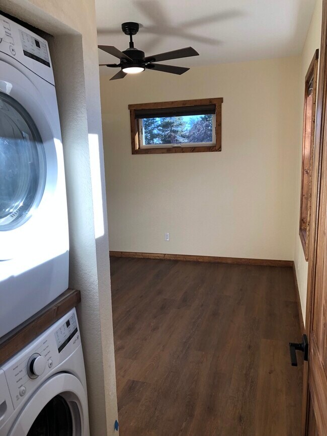 Dormitorio - 2343 Garrison St