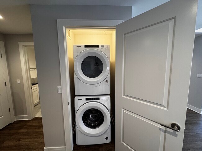 Foto del edificio - 3845 N Broadway St