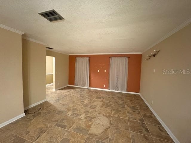 Building Photo - 401 Alma Dr