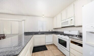 Building Photo - 4887 Village Green Way