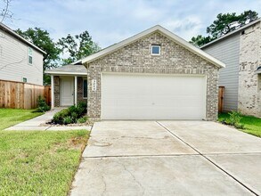 Building Photo - 3014 Mallorca Dr