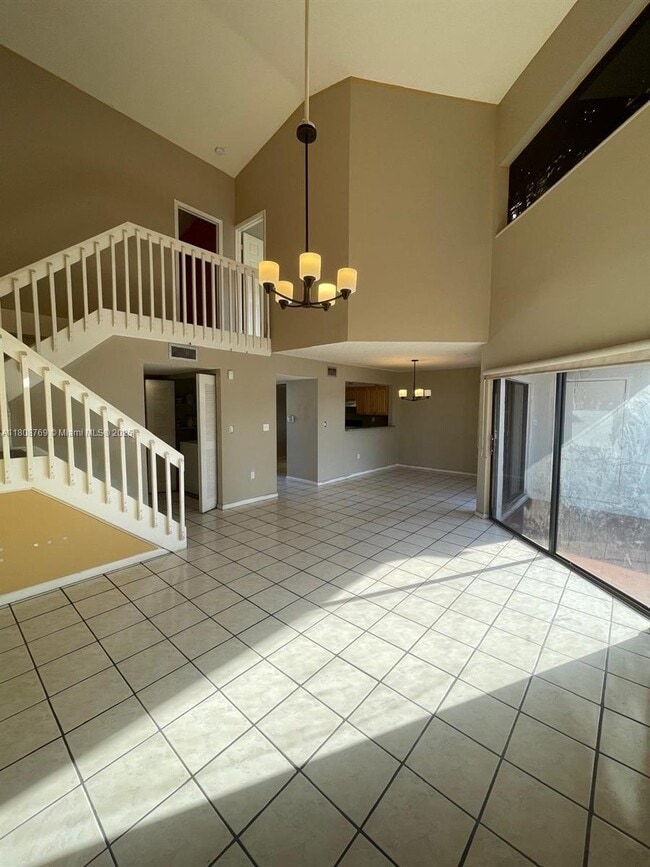 Building Photo - 2309 San Remo Cir