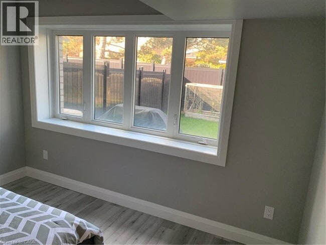 Building Photo - 12 Slater St