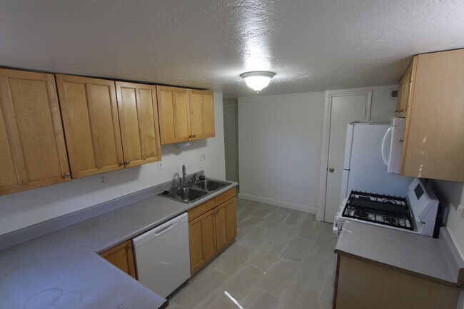 Foto del edificio - 1801 N East St