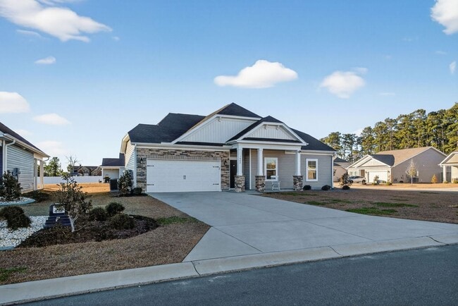 Building Photo - 1002 Jase Dr