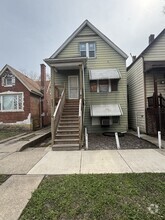Building Photo - 2325 S Kirkland Ave