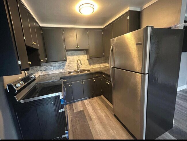 Building Photo - 23 North St