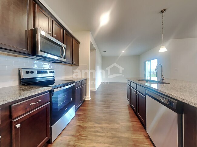 Foto del edificio - 130 Banyan Frst Dr