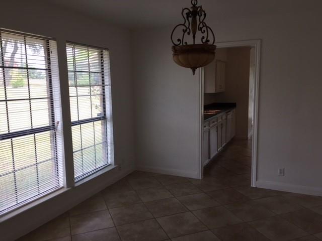 Building Photo - 1004 Parlay Cir