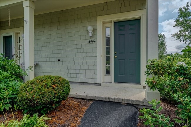 Building Photo - 2404 Pipers Ct