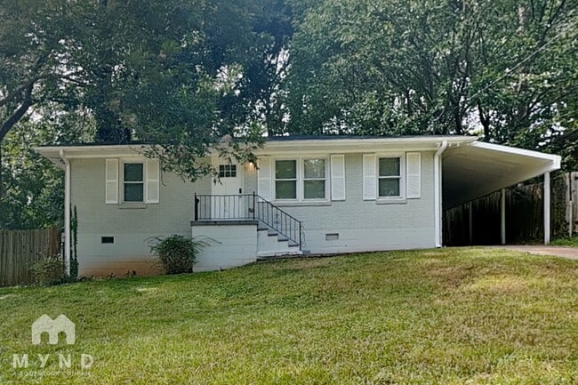 Building Photo - 3159 Latona Dr SW