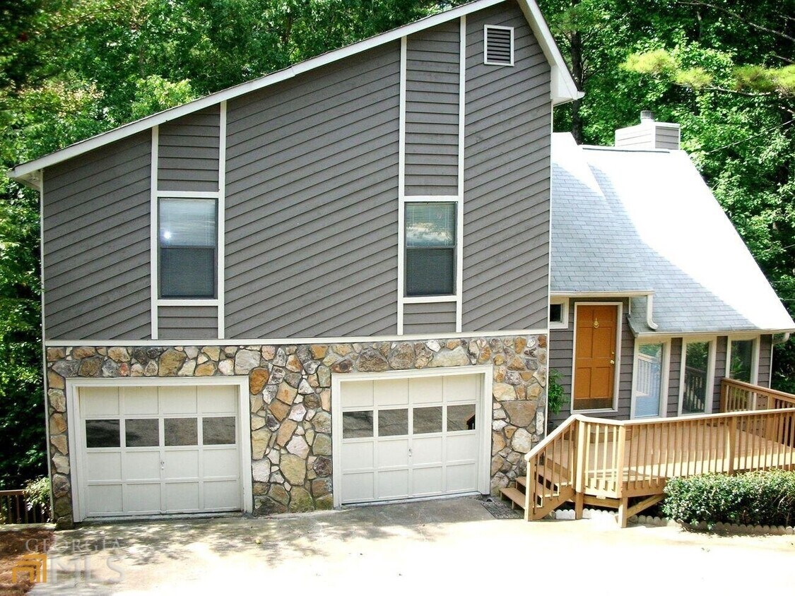 4767 Catoosa Trail, Roswell, GA 30075 House Rental in Roswell, GA