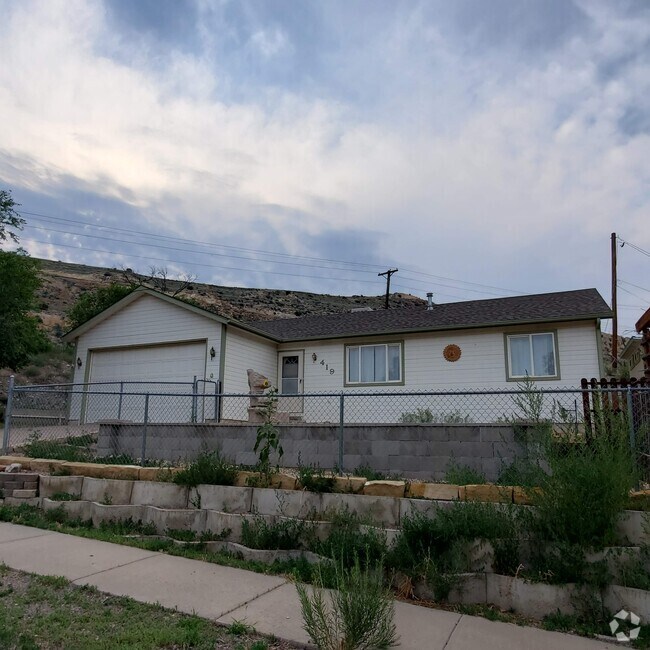Apartments for rent near Royal Route Railroad in Canon City, CO
