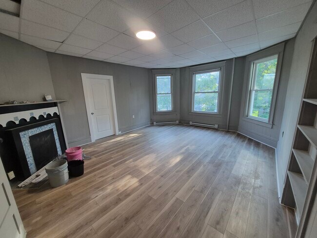 Foto del edificio - 106 6th St NW