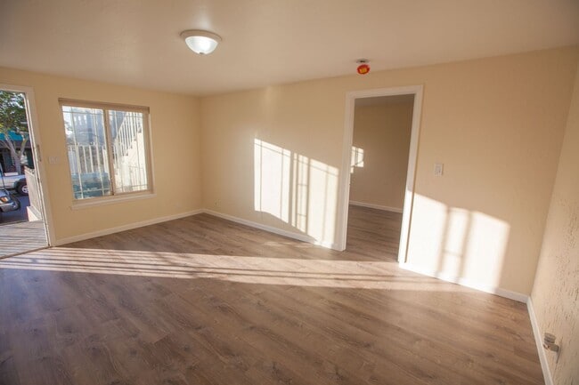 Foto del edificio - 165-167 Miriam St