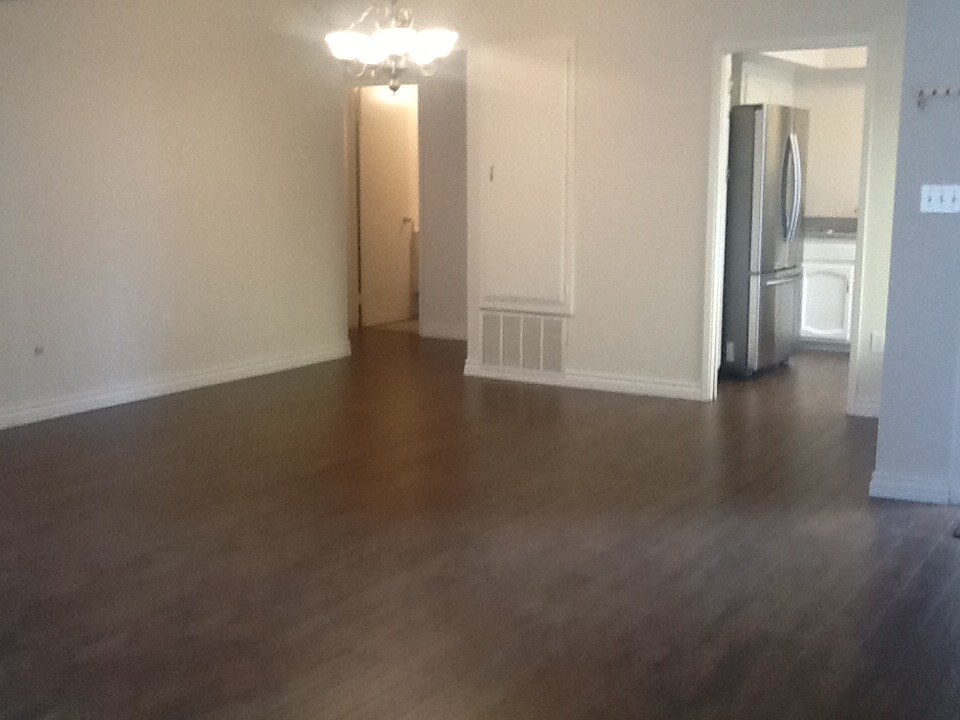 Sala de estar - 6836 Hyde Park Dr