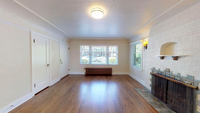 Building Photo - 5026 22nd Ave NE