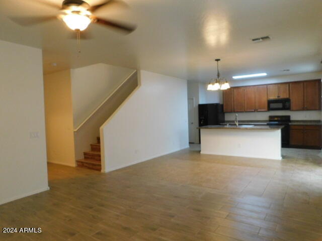 Building Photo - 3523 E Bartlett Dr