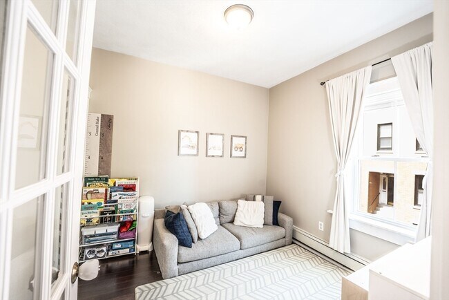 Foto del edificio - 45 Mystic St