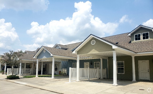 Building Photo - 12234 Village Maison Dr