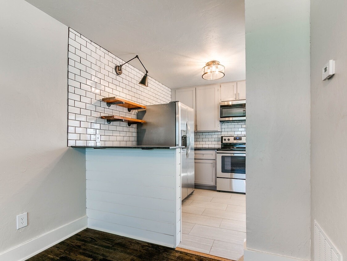 Foto principal - 1101 NW 28th St