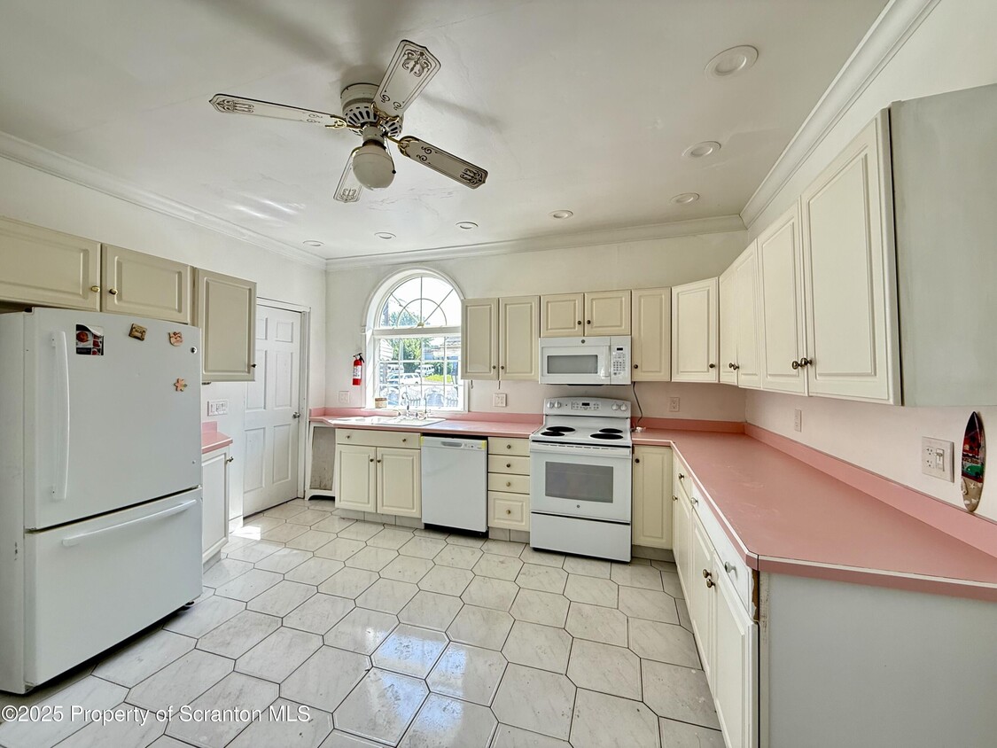 Foto principal - 201 Pittston Ave