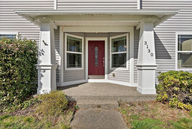 Foto del edificio - Spacious 4-Bed Home in DuPont | Huge Loft & 5 Mins to JBLM!