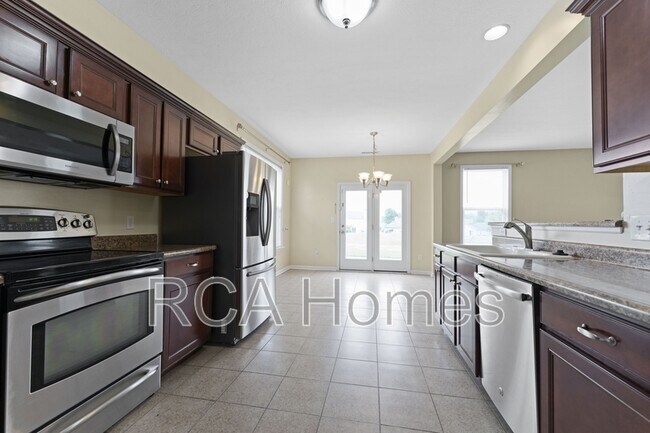 Foto del edificio - 3827 Dusty Sands Rd