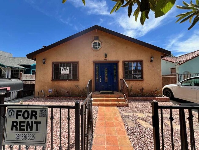 Foto del edificio - 2330 S Mansfield Ave