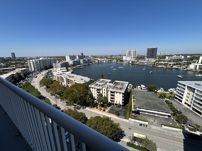 Photo - 137 Golden Isles Dr Townhome
