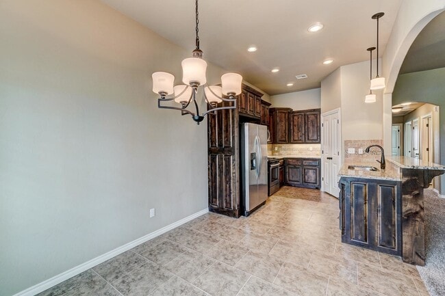 Foto del edificio - 5700 Goldfinger Rd