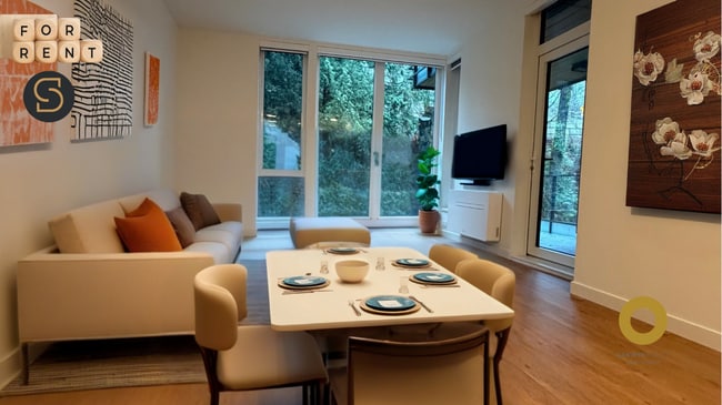 Building Photo - 1504 Scott Cres