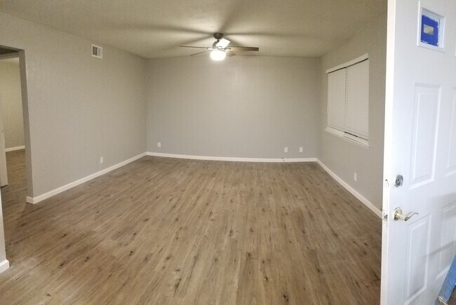 Living Room - 6237 Carlow Dr