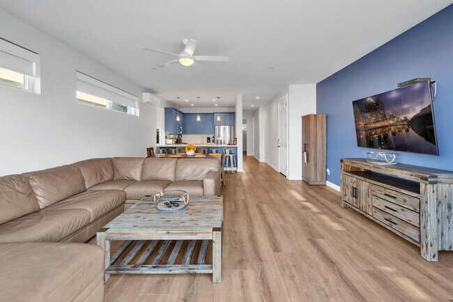 Foto del edificio - 719 Island Ct