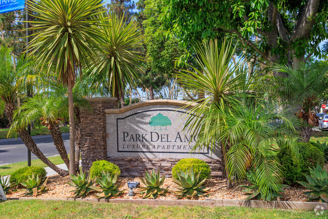 Park Del Amo - Park Del Amo Apartments